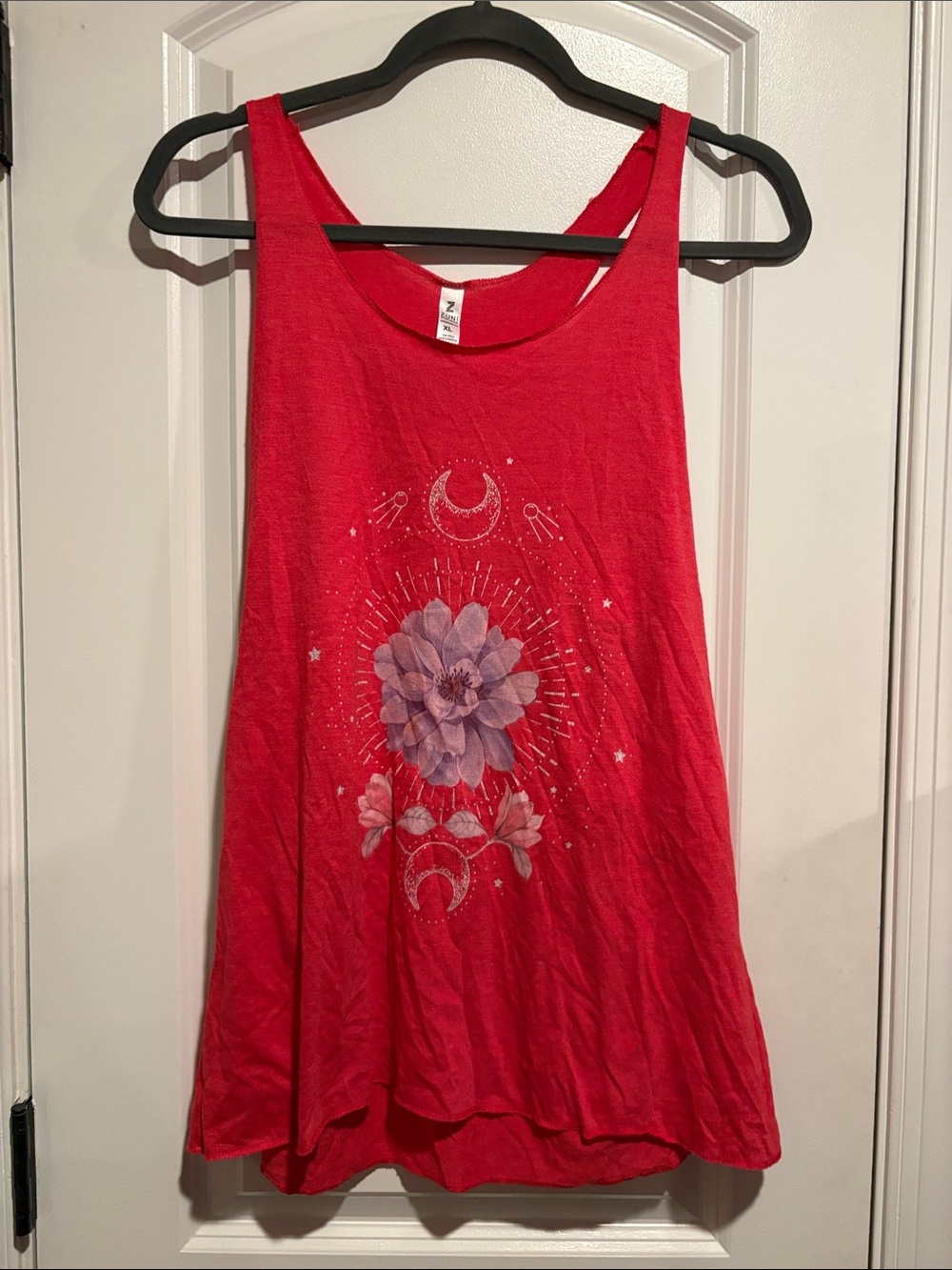 Floral Moon Tank 🌙
